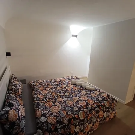 Διαμέρισμα Cozy Design And Balcony *